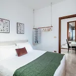 Lejlighed Piazza Roma By Quokka 360 - Within The Historic Walls Of *