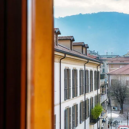 Apartment Piazza Roma By Quokka 360 - Inside The Historic Walls Of Como