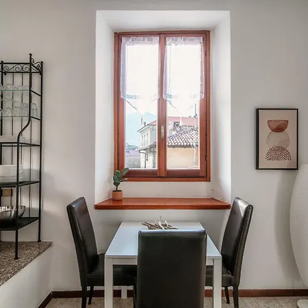Piazza Roma By Quokka 360 - Inside The Historic Walls Of Apartment Como